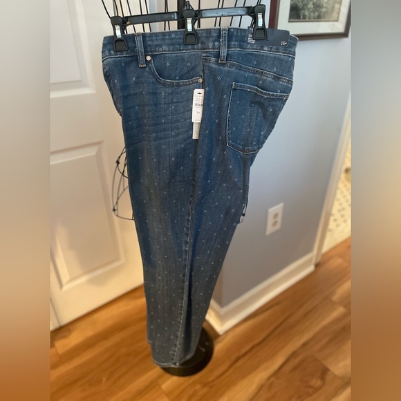 Talbots SlimLeg Ankle Length Jeans NWT - Picture 2 of 4